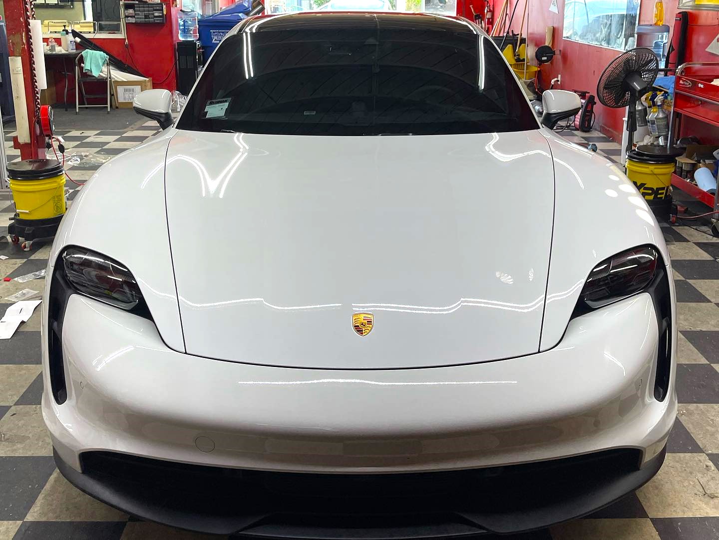 The Difference Between PPF & Ceramic Coating